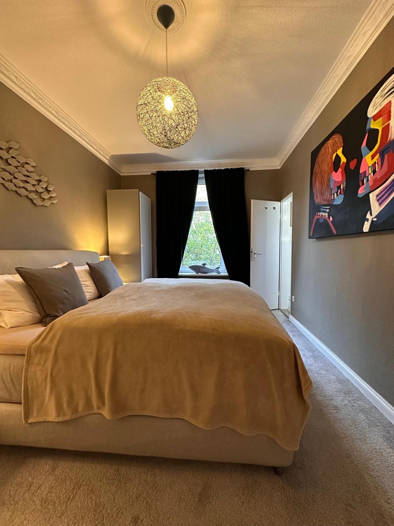 Moderner Altbaucharme In Zentraler Lage Apartment Kiel Luaran gambar